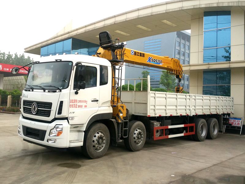 东风天龙前四后八【14-20吨】随车吊