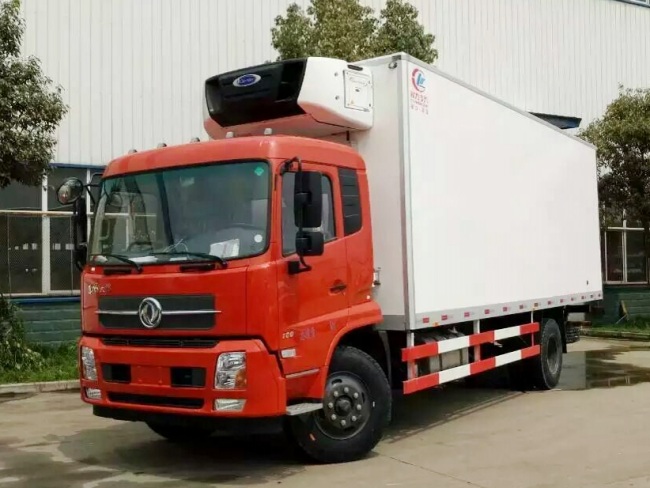 (厢长7.4/7.8米)东风天锦冷藏车