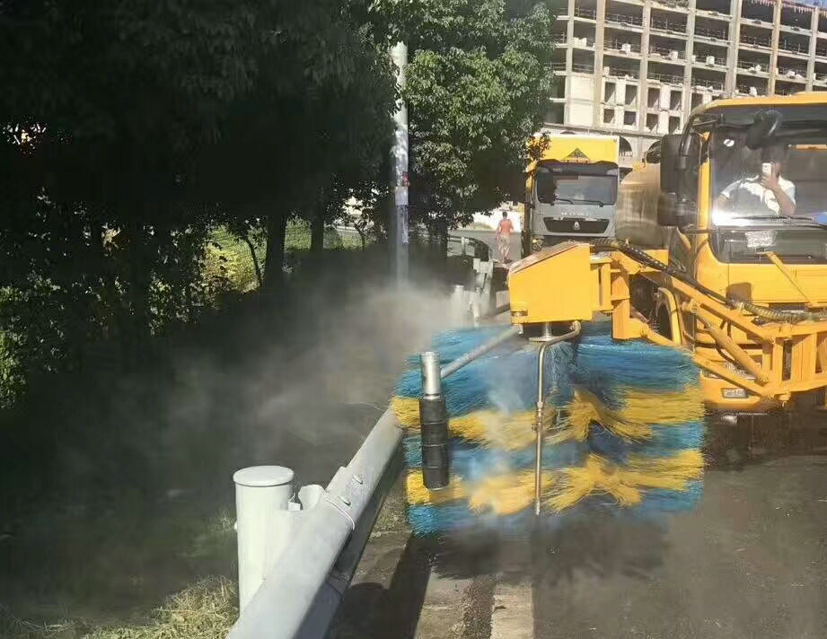 (9方)高速护栏清洗车