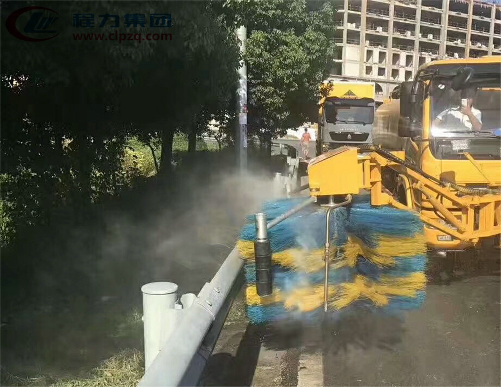 (9方)高速护栏清洗车