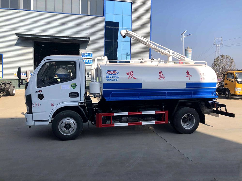 国六【5方】东风D6 吸粪车