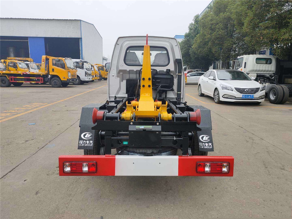 国六【3-4方 蓝牌】长安 勾臂垃圾车