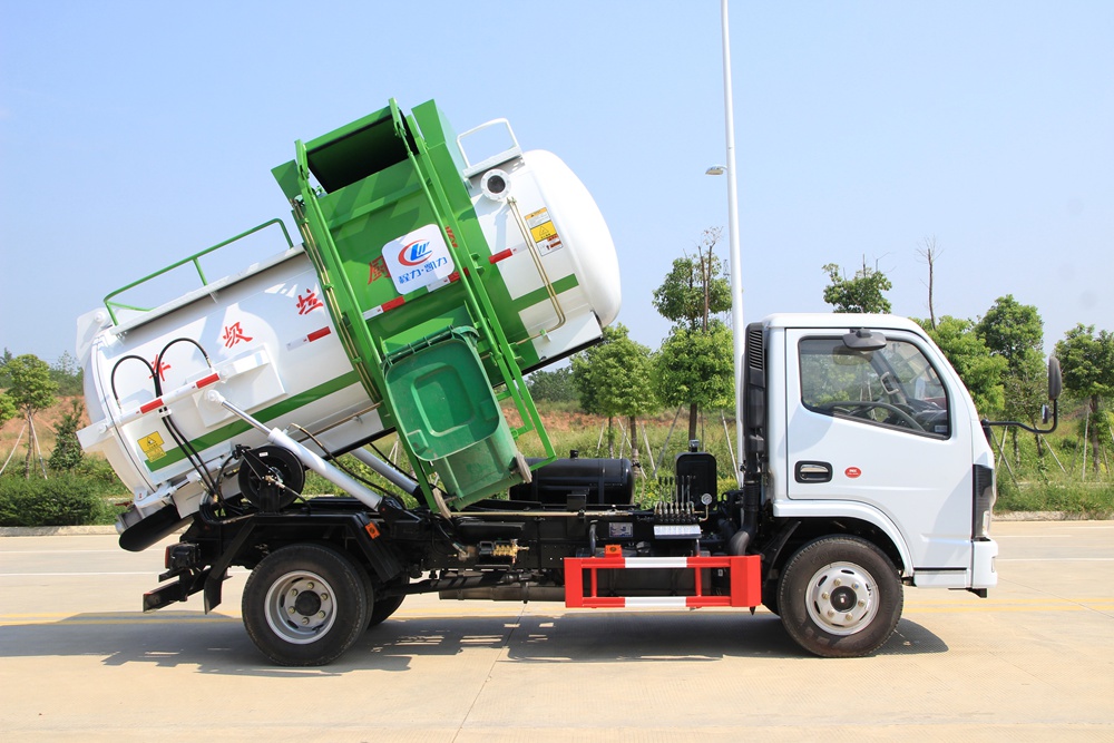 国六【4.5方】东风D6 餐厨垃圾车